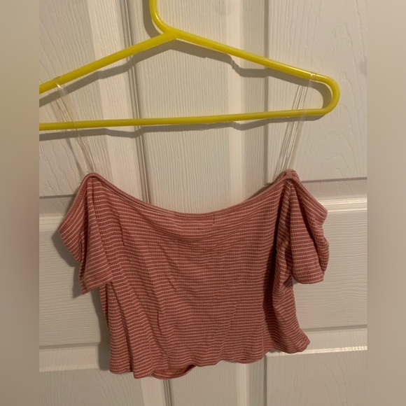 Size medium,pink and white striped off the shoulder crop top from shop priceless - Picture 2 of 3